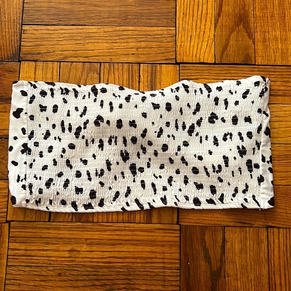 NWT top shop white and black top size: 8
